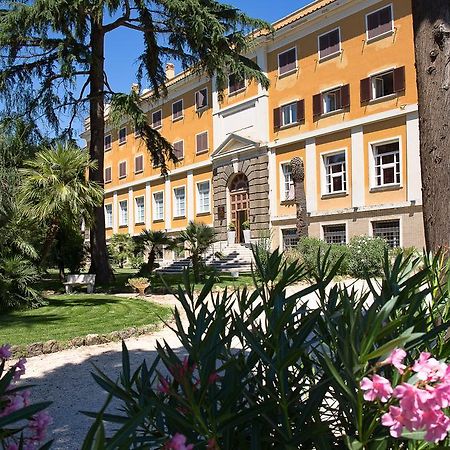 Lh Hotel Excel Roma Montemario Kültér fotó
