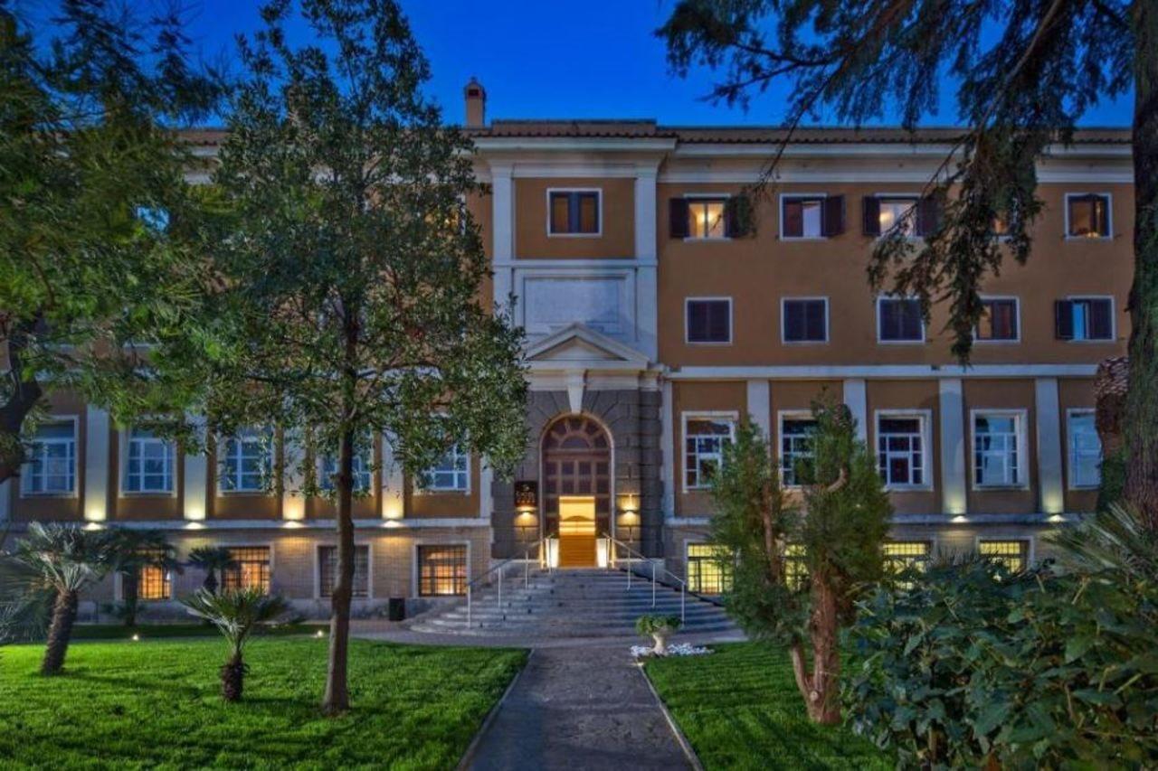 Lh Hotel Excel Roma Montemario Kültér fotó