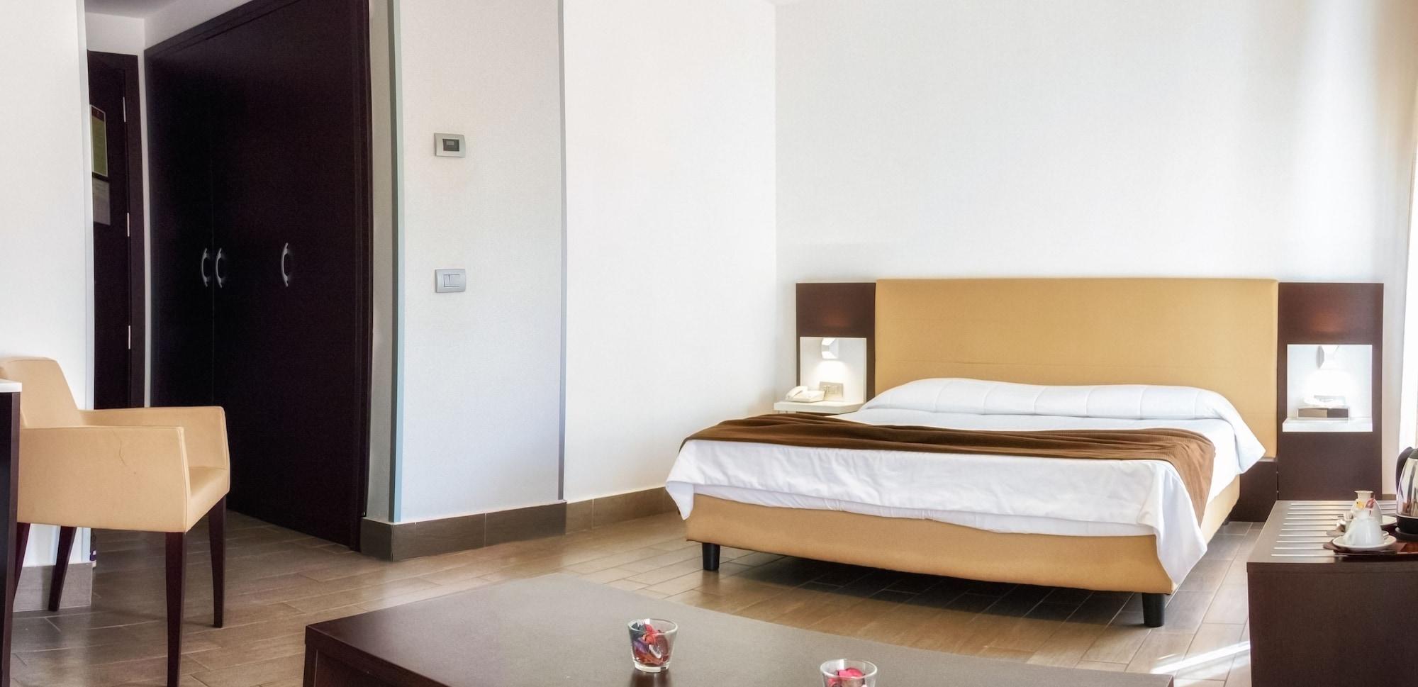 Lh Hotel Excel Roma Montemario Kültér fotó