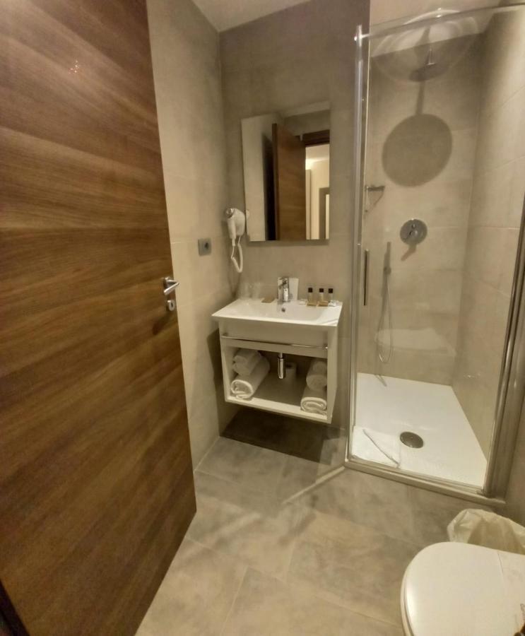 Lh Hotel Excel Roma Montemario Kültér fotó