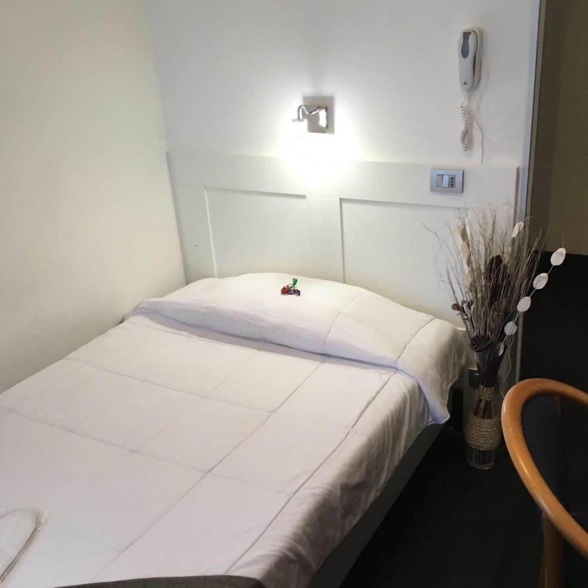 Lh Hotel Excel Roma Montemario Kültér fotó