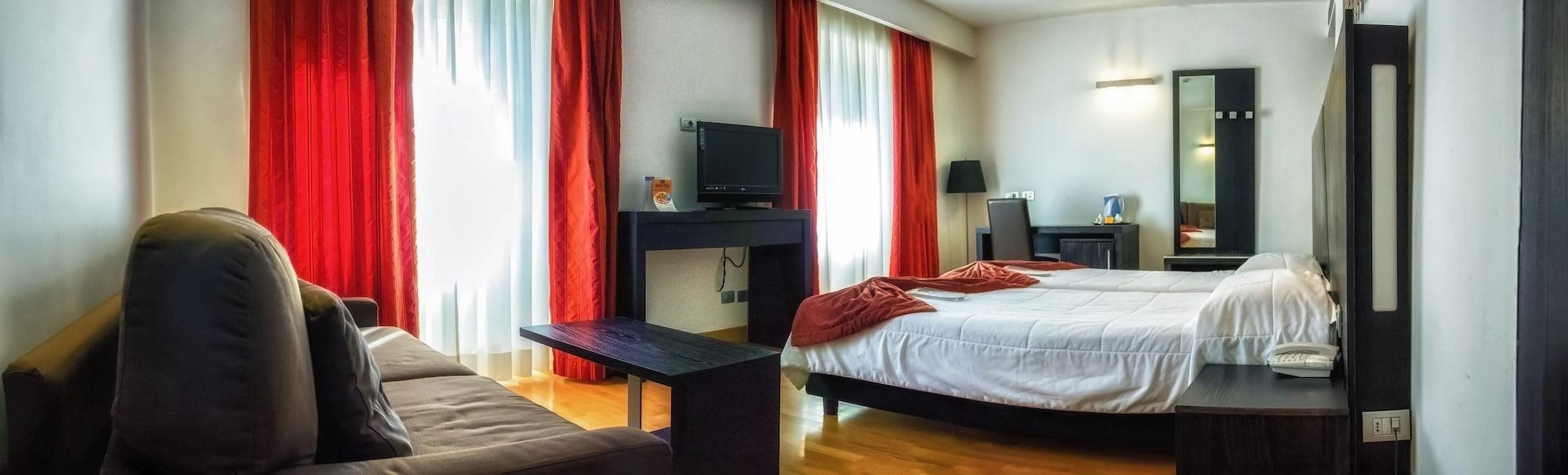 Lh Hotel Excel Roma Montemario Kültér fotó
