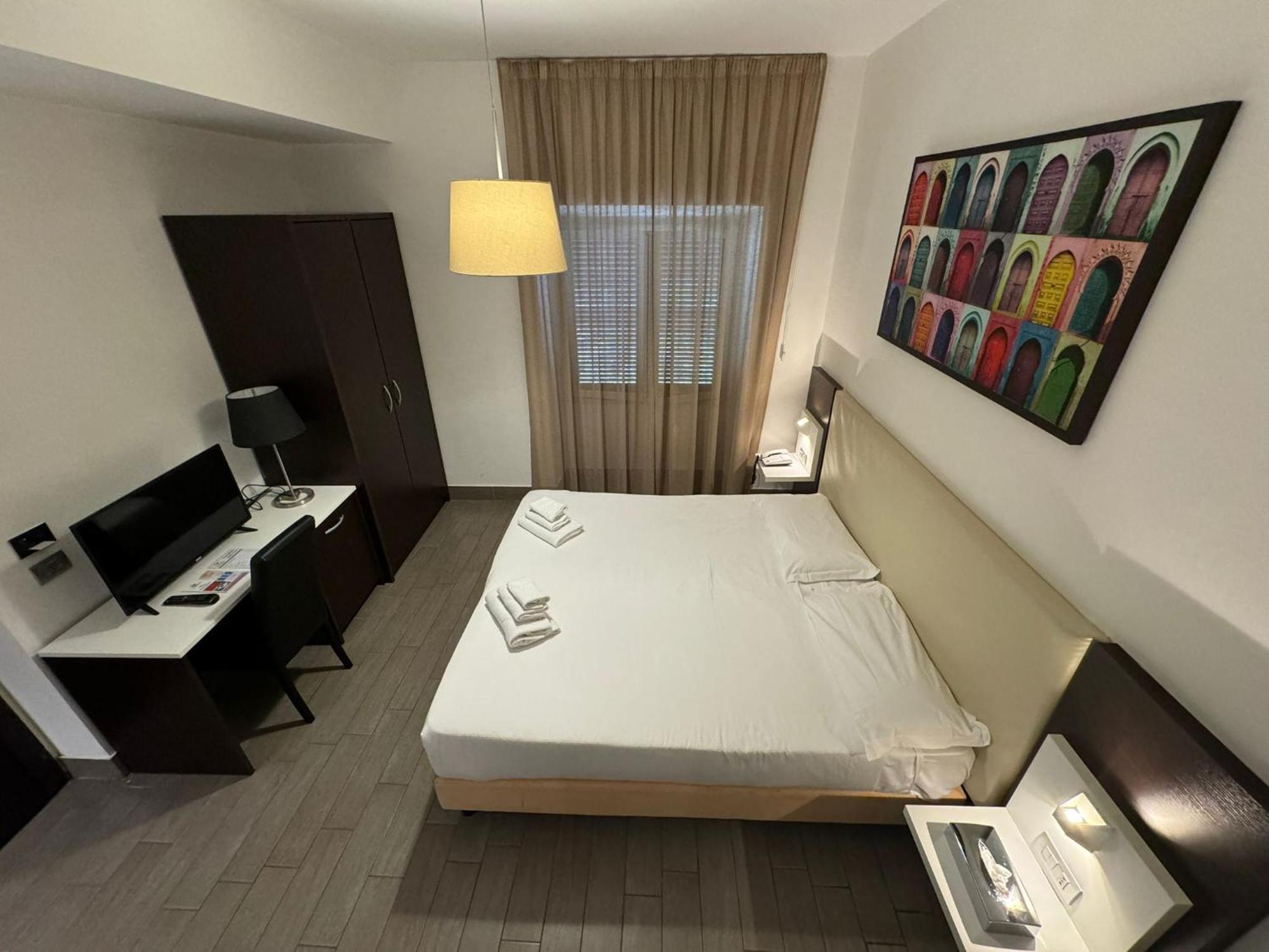 Lh Hotel Excel Roma Montemario Kültér fotó