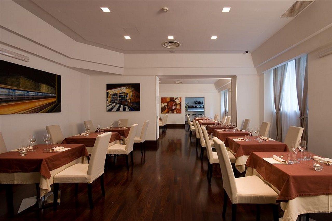 Lh Hotel Excel Roma Montemario Kültér fotó