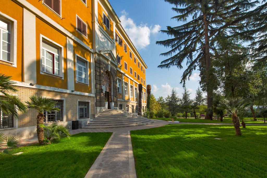 Lh Hotel Excel Roma Montemario Kültér fotó